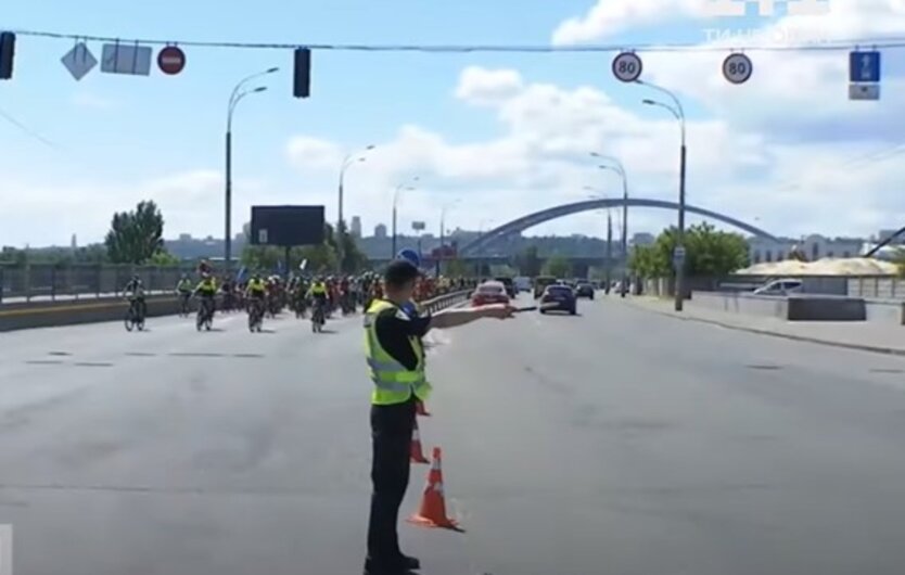 Из-за велопробега в Киеве перекрыли ряд улиц (СПИСОК)