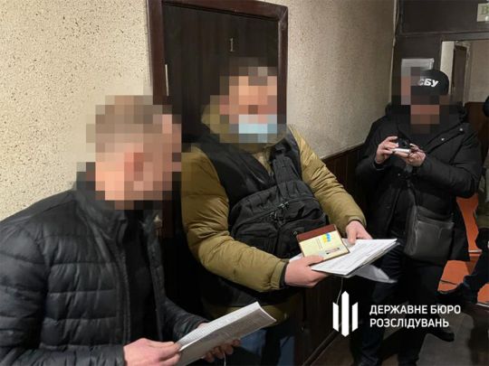 На Днепропетровщине задержали банду полицейских-вымогателей (ВИДЕО)