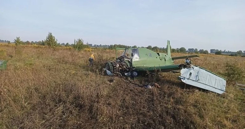 На Житомирщине разбился самолет (ФОТО, ВИДЕО)