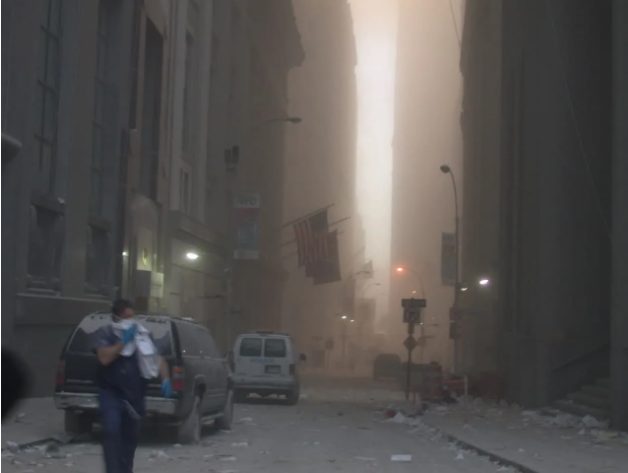 Спецслужбы США показали редкие архивные фото теракта 9/11 (ФОТО)