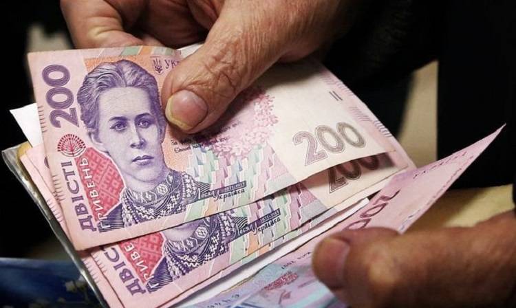 Накопительная система не решит проблемы низких пенсий в Украине – эксперт