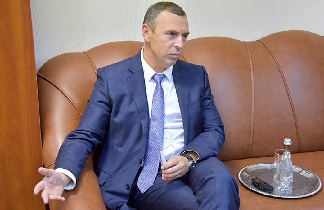 Шефир прокомментировал обстрел его автомобиля