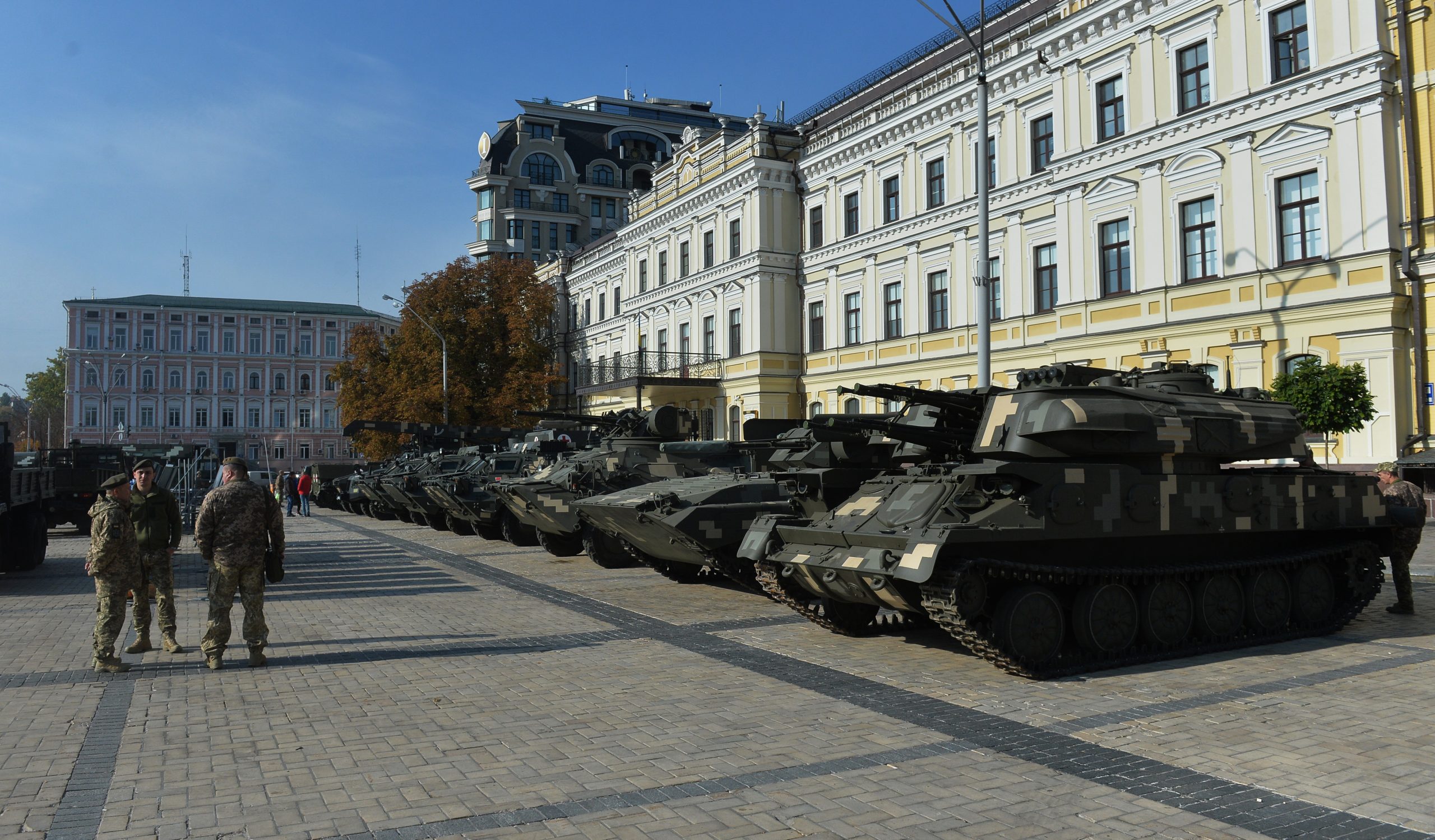 В Киеве проходит выставка военной техники