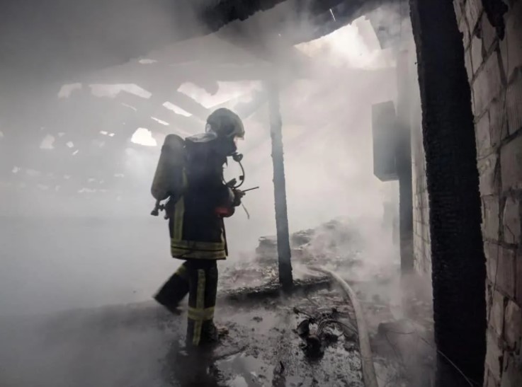 Пожар на улице Костельной в Киеве: возможен умышленный поджог