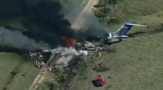 В штате Техас пассажиры чудом уцелели в авиакатастрофе (ФОТО, ВИДЕО)