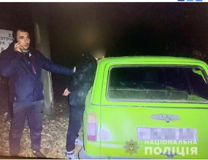 Полицейский в свой выходной задержал угонщика на салатовом ВАЗ (ФОТО)