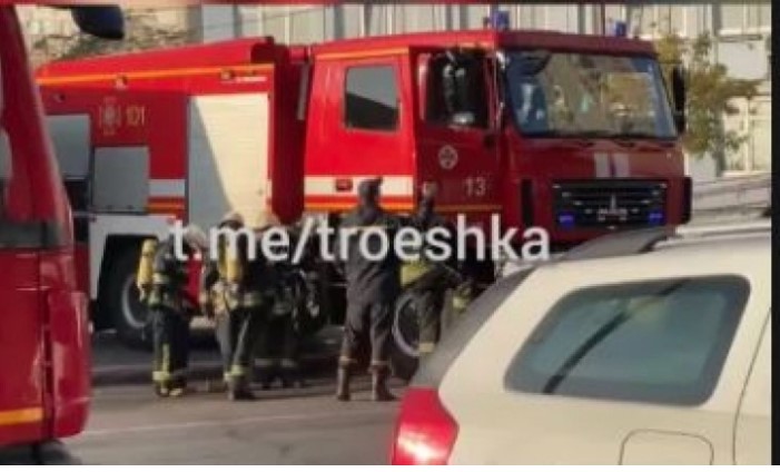 В ТРЦ на Троещине в Киеве произошел пожар (ВИДЕО)