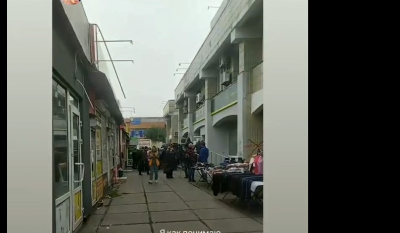 В Киеве наркозависимые штурмовали аптеку (ВИДЕО)