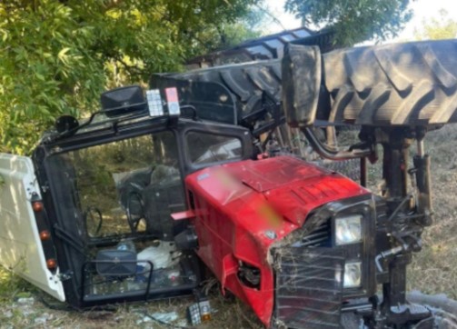 Дети катались в прицепе трактора на Одесчине: ребенок погиб (ФОТО)