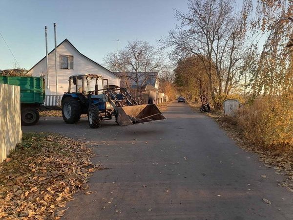 В Киевской области ребенок на мопеде врезался в трактор (ФОТО)