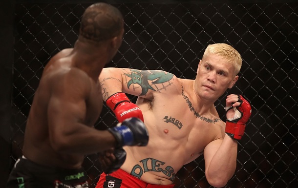 В UFC боец отправил противника в нокаут быстрее, чем за минуту (ФОТО, ВИДЕО)