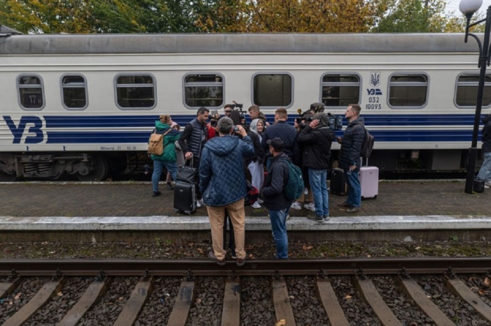 «Слуги народа» приехали на собрание фракции в Трускавец (ФОТО, ВИДЕО)