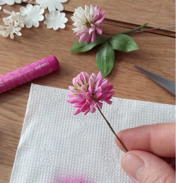 Искусственные цветы своими руками из подручных материалов