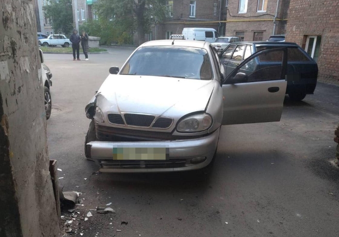 В Харькове за рулем автомобиля скончался водитель (ФОТО) 