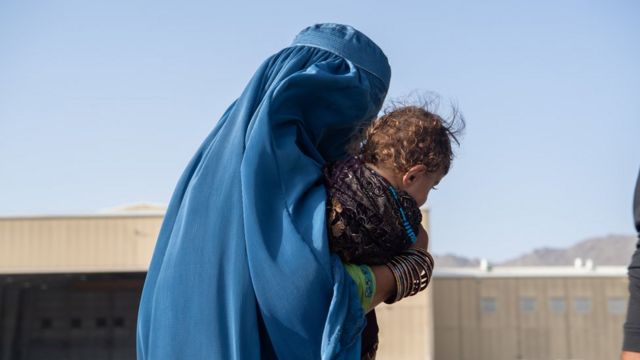 Девочек в Афганистане продают, чтобы выжить (ВИДЕО)
