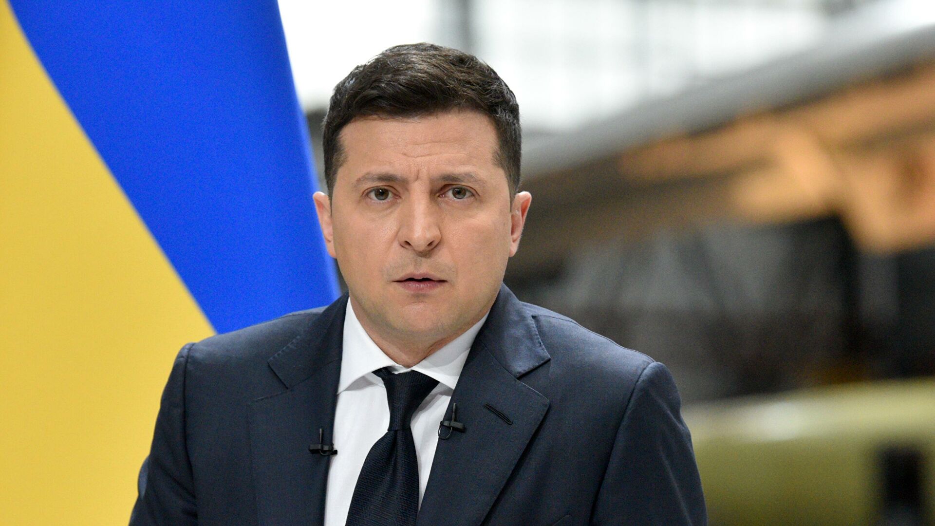 Зеленский эмоционально выяснил отношения с журналистом &#171;УП&#187;