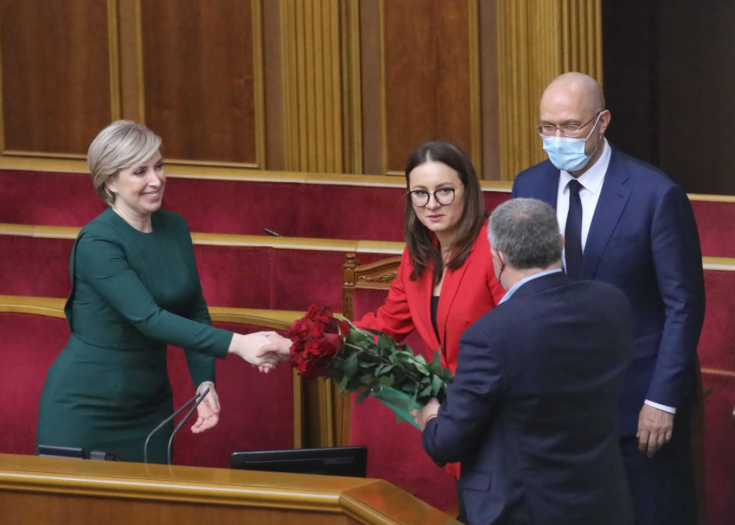 В Украине &#8212; пять новых министров