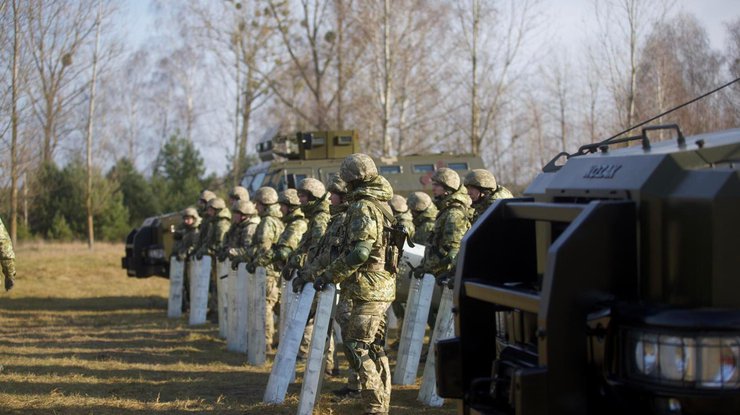 На границу с Беларусью направили 8,5 тысяч украинских силовиков (ФОТО)