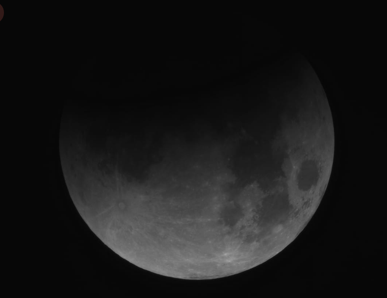 С борта МКС: как затмение Луны выглядело из космоса (ФОТО, ВИДЕО)