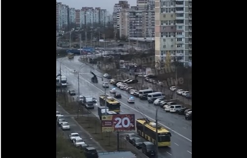 На Троещине в Киеве увидели «голливудскую» автопогоню (ВИДЕО)