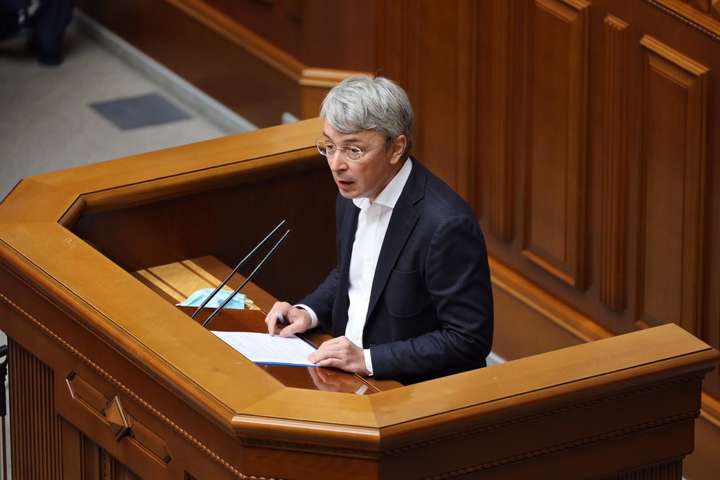 Комитет Рады не поддержал отставку Ткаченко с поста главы Минкульта Украины