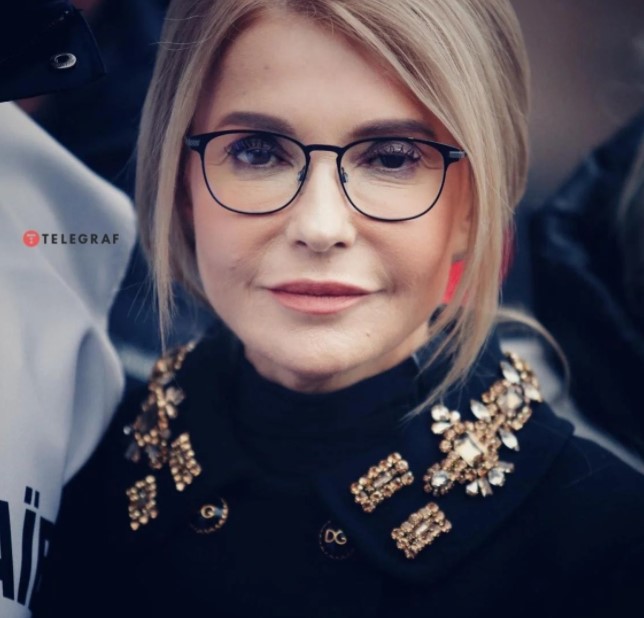 Стройная Юлия Тимошенко в черной водолазке выступила с трибуны Рады (ФОТО)