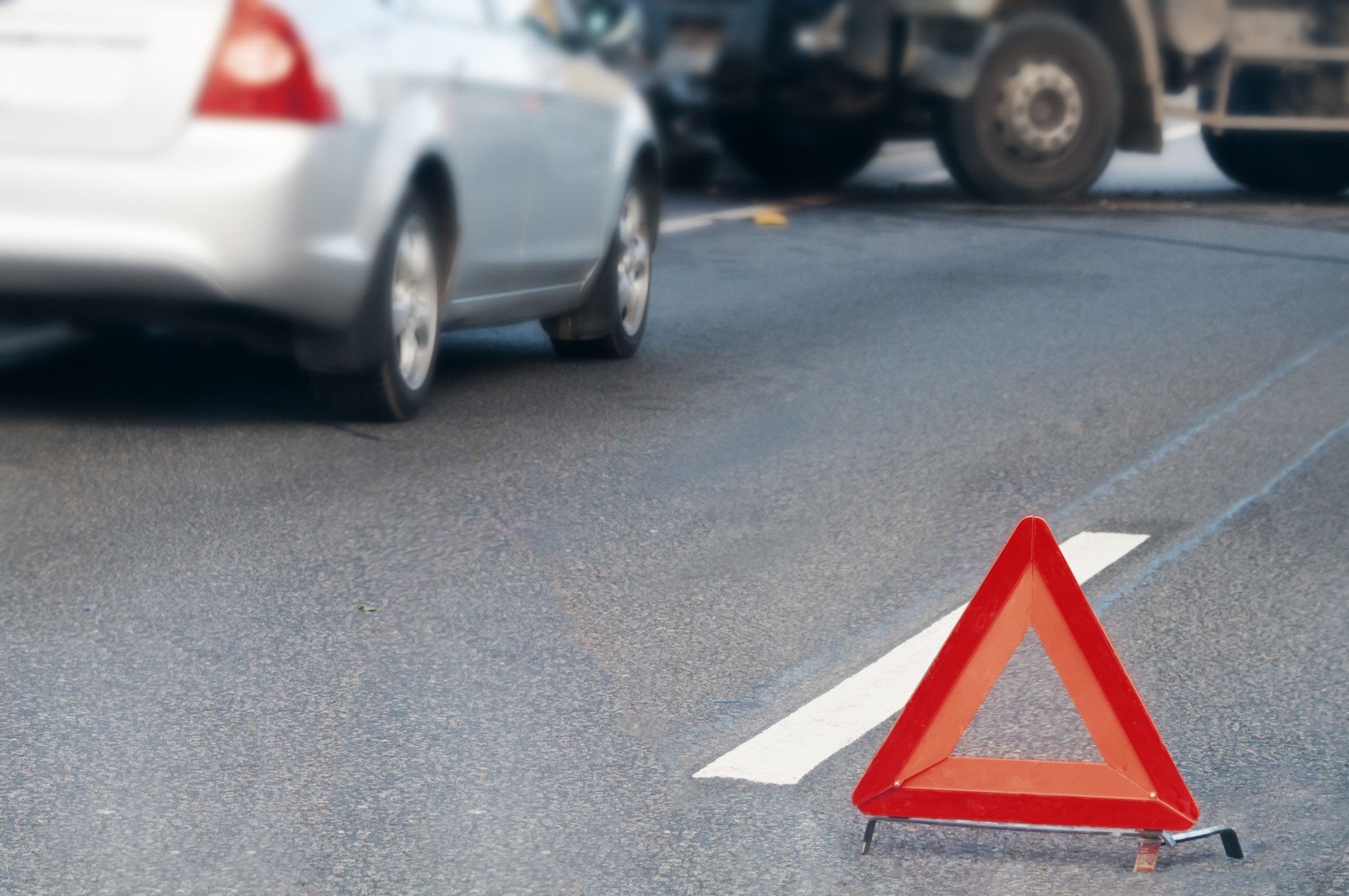 Под Запорожьем автомобиль сбил несовершеннолетнюю девушку