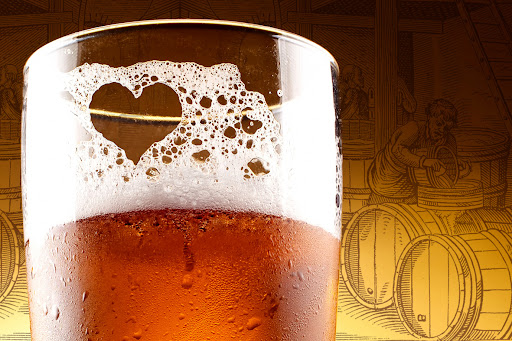 Ученые выяснили, какой алкогольный напиток наносит наибольший вред печени