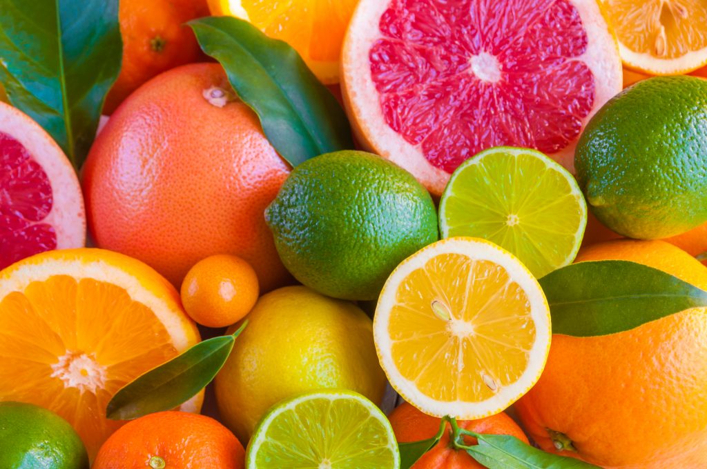 Врач: цитрусовые фрукты помогают наладить пищеварение