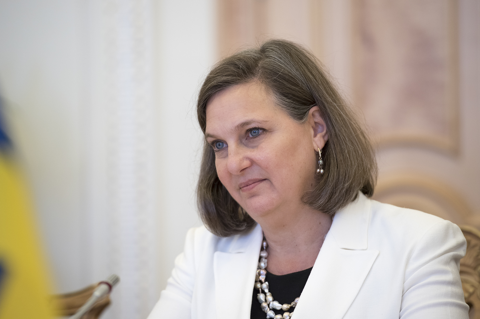  США могут помочь в урегулировании конфликта на Донбассе – Нуланд