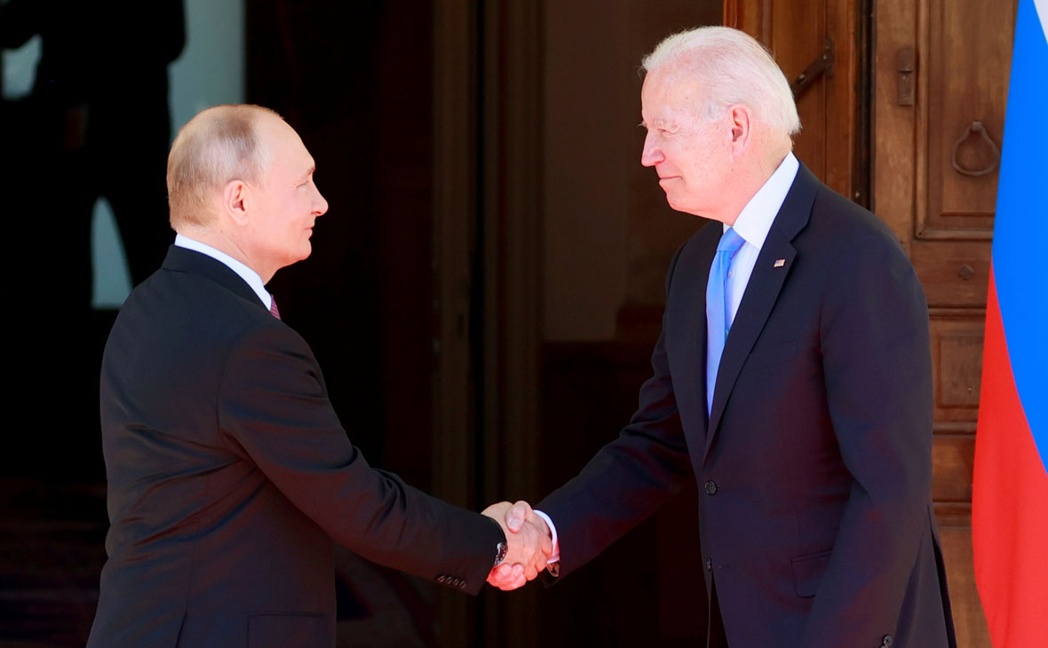 Переговоры Байдена и Путина: Песков назвал дату