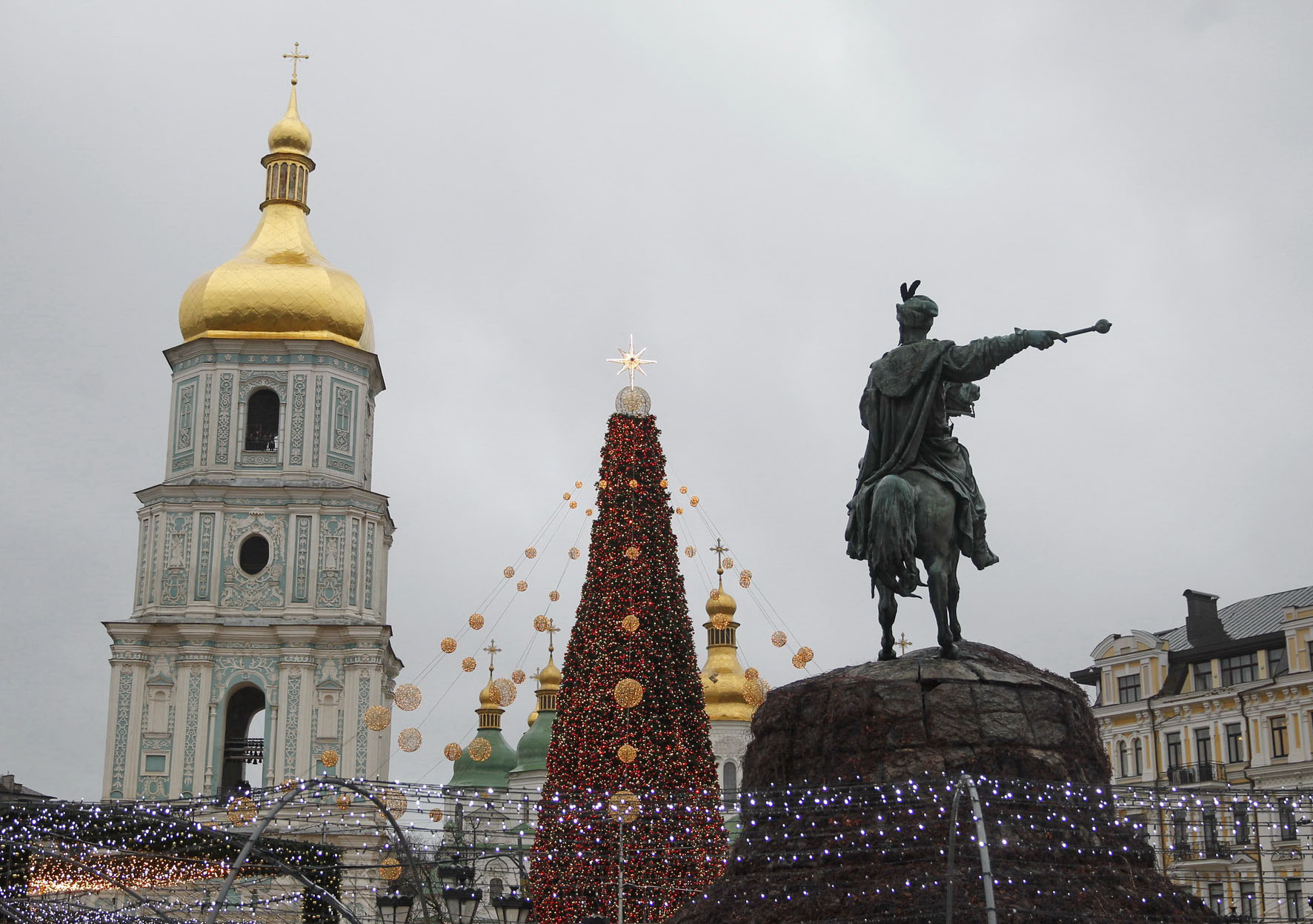 Новогодняя Софийская площадь