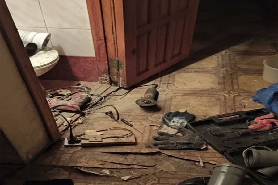 В Одессе чужак влез в частный дом и сломал канализацию (ФОТО)