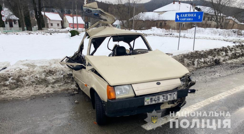На трассе Киев-Чоп произошло ДТП: есть пострадавшие (ФОТО)