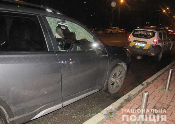 В Киеве задержали двух иностранцев, обокравших автомобиль (ФОТО)