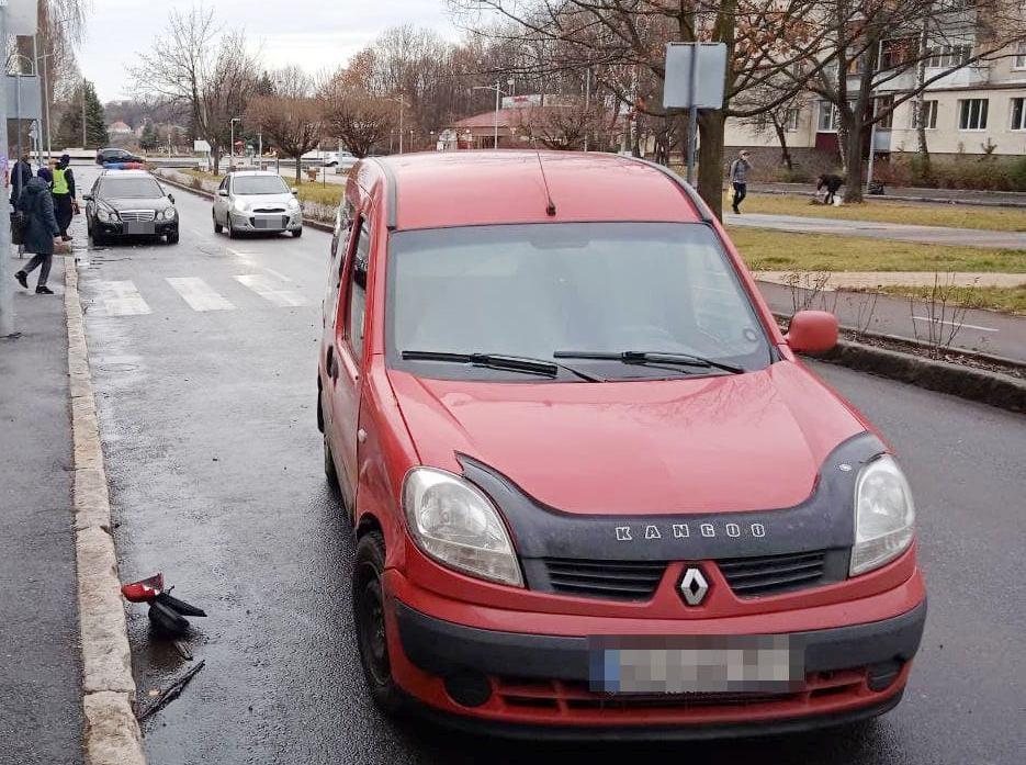 В Виннице водитель Renault под кайфом протаранил чужое авто (ФОТО)