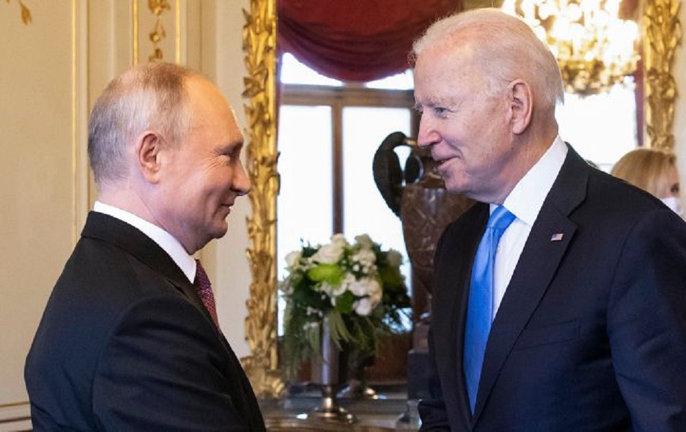 На 30 декабря запланированы переговоры Байдена и Путина