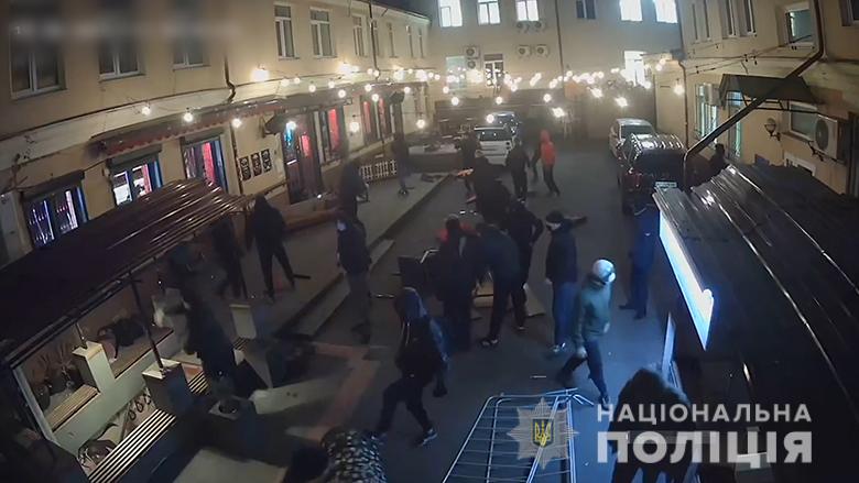Погром в баре на Подоле в Киеве: число фигурантов увеличилось до 5
