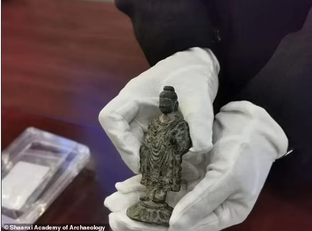 В Китае нашли самые древние фигурки Будды (ФОТО)