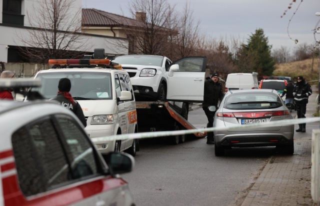 Протаранил ворота и вошел в дом: В Словакии расстреляли девушку мафиози (ФОТО)