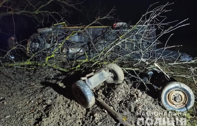 На Закарпатье микроавтобус протаранил воз с людьми: новые подробности