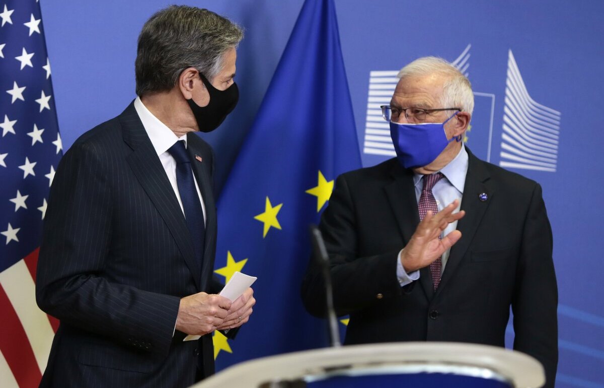 Блинкен и Боррель обсудили угрозу агрессии РФ против Украины