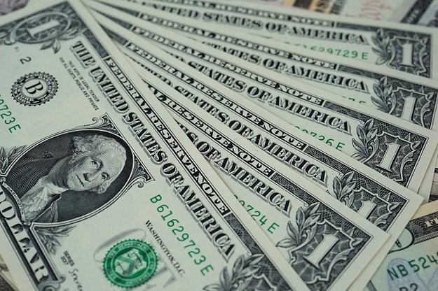 Эксперт спрогнозировал курс доллара в 2022 году