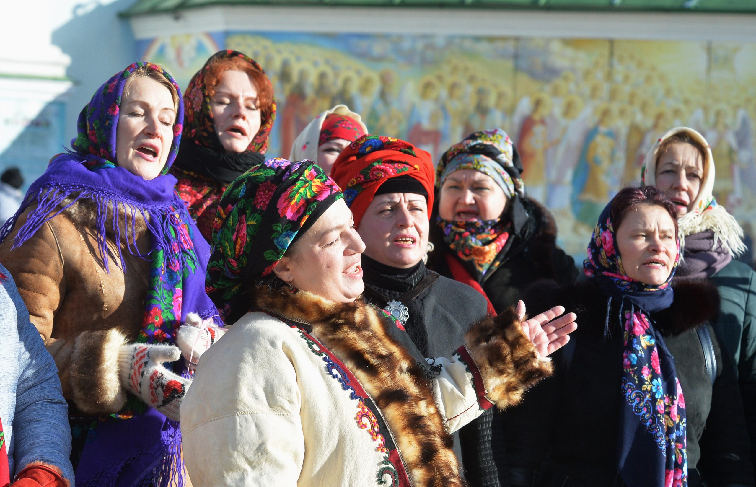 В Киеве на Михайловской площади пели колядки