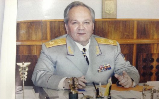 В возрасте 82 лет умер экс-глава СБУ генерал Леонид Деркач