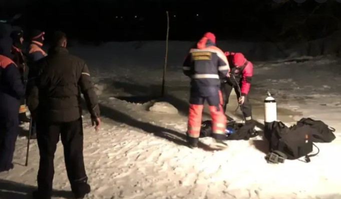 В России через 10 дней в реке нашли тело женщины, погибшей на глазах у детей после прыжка в прорубь (ФОТО, ВИДЕО)