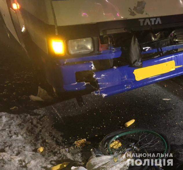 На Львовщине водитель рейсового автобуса насмерть сбил пешехода (ФОТО)