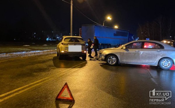 В Кривом Роге столкнулись Geely і Kia (ФОТО)