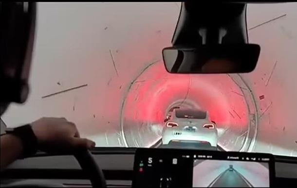 В тоннеле Илона Маска в Лас-Вегасе образовалась пробка (ФОТО, ВИДЕО)