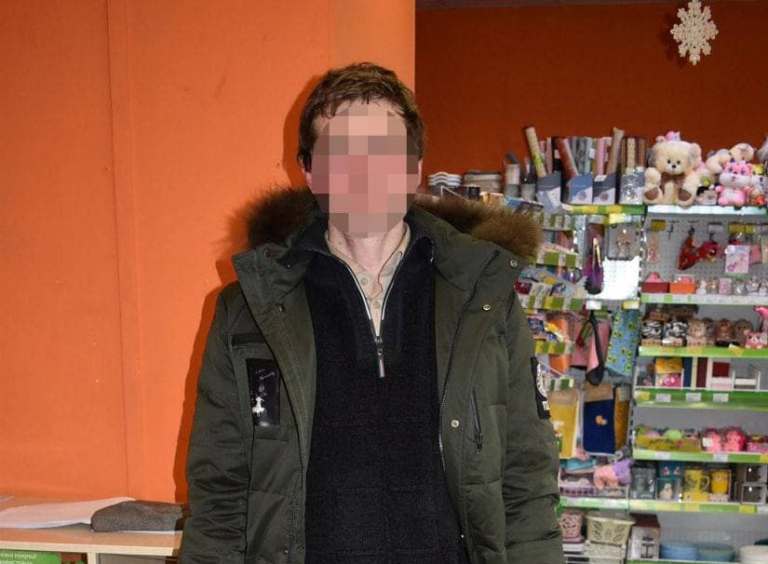 В центре Харькова грабитель пытался «обнести» магазин косметики (ФОТО)